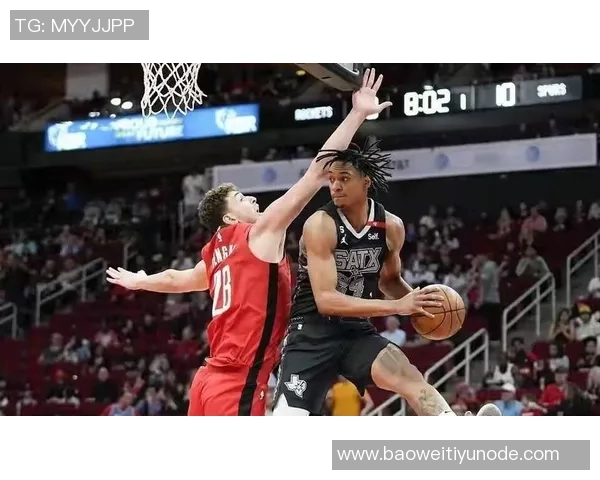 2米26控卫文班亚马展现全能球技助攻队友三分球精彩瞬间